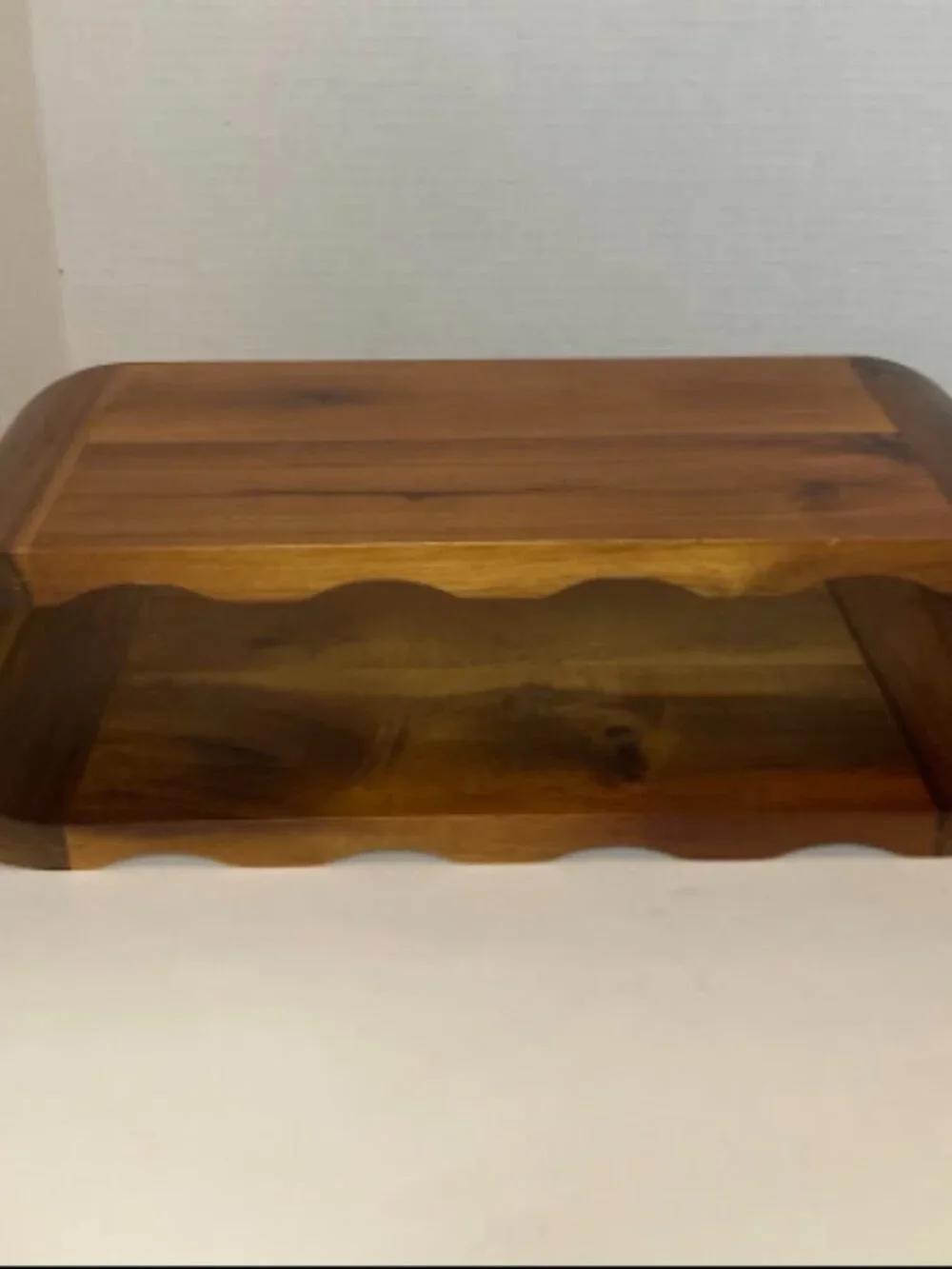 Freestanding 8 Bottle Wood Wine Rack